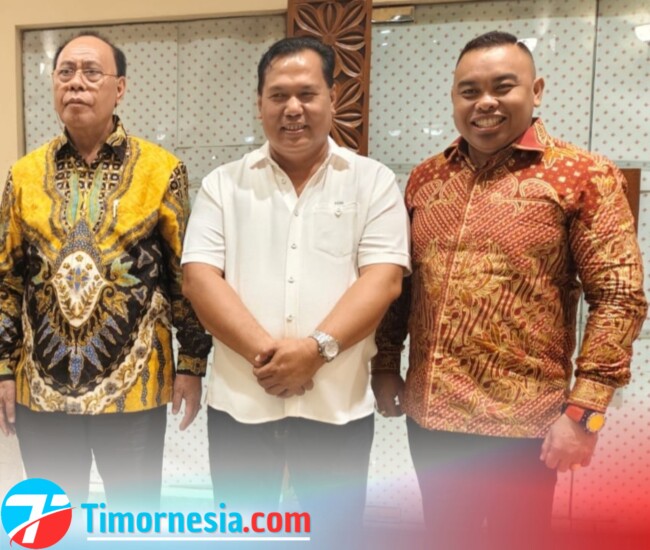 Ronaldo Asury Bersama Bupati dan Wakil Bupati Malaka, SBS-HMS/Istimewa 