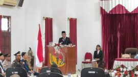 Ket. Foto : Bupati Belu Wilibrodus Lay saat pidato pertama dalam sidang paripurna DPRD Kabupaten Belu, Rabu 26/3/2025/dok. Istimewa/Timornesia 
