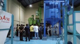 Ket foto: Gubernur NTT Melki Laka Lena saat berada di Pabrik Pakan Ternak Silawan, Sabtu 29/3/2025/Prokopim Belu/Timornesia 