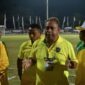 Ket Foto : Ketua Askab PSSI Kabupaten Malaka Adrianus Bria Seran, SH didampingi Manajer Tim PS Malaka, dr. Dionisius Ch. Bria Seran, Sp.OG/dok PS Malaka/Timornesia 