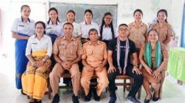 Penjabat Desa Umatoos hadiri kelulusan SDK Umatoos 2025/dok hk/Timornesia 