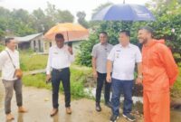 Ket foto : Kunjungan Wakil Bupati Malaka didampingi PLH Kepala Dinas PUPR Kabupaten Malaka di Aintasi, Rabu 11 Juni 2025/dok Istimewa/Timornesia 