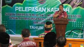 Ket foto : Wakil Bupati Malaka Henri Melki Simu/HMS Melepas Peserta STQH Asal Kabupaten Malaka, Kamis 19 Juni 2025/dok Istimewa/Dul/Timornesia 