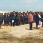 Ket foto : Pelantikan Kepala Sekolah Dasar di Pantai Taberek, Desa Lamea, Kecamatan Wewiku, Jumat 20 Juni 2025/dok pribadi/Gonza/Timornesia 