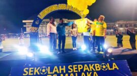 Launching Sekolah Sepak Bola (SSB) PS Malaka oleh Bupati Malaka dr. Stefanus Bria Seran di lapangan umum Betun, Sabtu 25/10/2025/dok pribadi/Gonza/Timornesia 