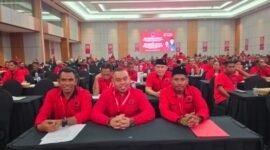 Ketua DPC PDIP Kabupaten Malaka Ronaldo Asury diapit Sekertaris Paskalis Wendelinus Nahak dan Bendahara Servas Naituna/dok pribadi/Gonza/Timornesia 