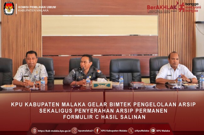 Komisi Pemilihan Umum (KPU) Kabupaten Malaka menggelar Bimbingan Teknis (Bimtek) Pengelolaan Arsip bagi jajaran sekretariat sekaligus Penyerahan Arsip Permanen Formulir C Hasil Salinan/dok KPU Malaka/Timornesia 