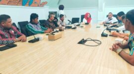 Anggota DPRD Kabupaten Malaka Komisi II di ruang rapat Dinas Kebudayaan dan Pariwisata Kota Bandung/dok pribadi/Gonza/Timornesia 