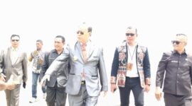 Ket foto : Bupati Malaka, dr. Stefanus Bria Seran, MPH (SBS), tegaskan seluruh perangkat daerah di lingkungan Pemerintah Kabupaten Malaka wajib melaksanakan apel pagi setiap hari Senin dan dilanjutkan dengan coffee morning/dok pribadi/gonza/Timornesia