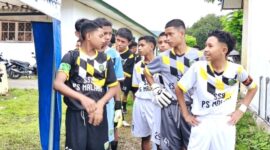 Pertandingan semi final SSB Kecamatan Weliman Vs SSB Kecamatan Wewiku kategori U14/dok pribadi/Timornesia