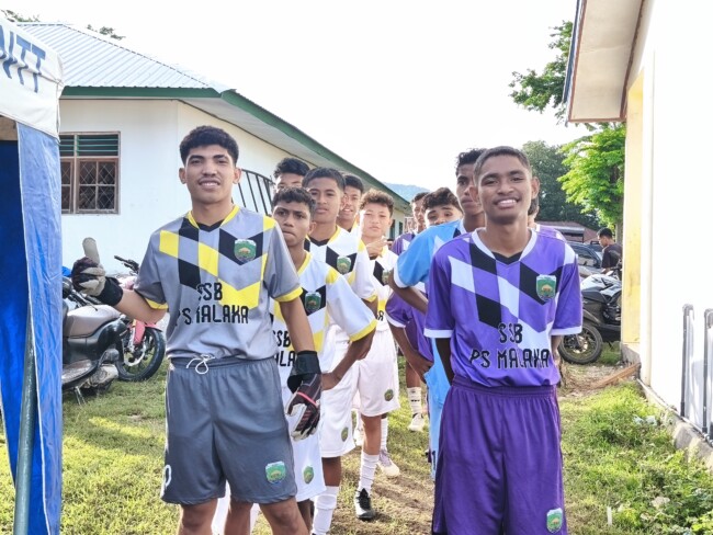 SSB Weliman U16 Vs SSB Malaka Barat U16 pada partai semi final Piala Bupati Malaka Seri I tahun 2026/dok pribadi/Timornesia