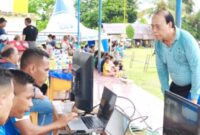 Bupati Malaka dr. Stefanus Bria Seran, MPH turut melihat review VAR pada pertandingan Piala Bupati Malaka Seri I tahun 2026/dok pribadi/Timornesia