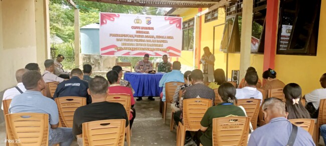 Kapolsek Malaka Barat, IPDA Dony R. Alfatah, menggelar kegiatan coffee morning bersama unsur Forkopincam, tokoh agama, kepala desa, dan tokoh pemuda, Kamis (19/02/2026)/dok polsek Malaka barat/Timornesia