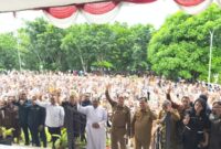 791 PPPK paruh waktu Terima SK di halaman kantor Bupati Malaka, Senin 23/2/2026/dok istimewa/Timornesia