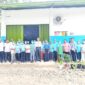 Bupati Malaka Stefanus Bria Seran foto bersama petugas dapur MBG Rainawe, Rabu 11/3/2026/dok pribadi/Timornesia