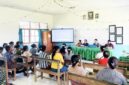 Kepala SDK Wemasa Sri Lestari Mundir memimpin rapat persiapan ujian sekolah bersama komite dan orang tua murid, Kamis 16/4/2026/dok istimewa/SM/Timornesia