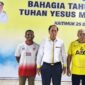 Perwakilan manajer SSB Star club Oebobo TTS foto bersama Bupati Malaka SBS dan Ketua PSSI sekaligus Ketua SSB Kabupaten Malaka ABS/dok istimewa/Timornesia