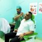 Ronaldo Asury Wakil Ketua I DPRD Kabupaten Malaka sedang melakukan pemeriksaan telinga di RSUPP Betun oleh dokter spesialis THT/dok istimewa/RA/Timornesia