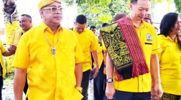 Ketua DPD II terpilih Adrianus Bria Seran dan Ketua DPD I Partai Golkar Nusa Tenggara Timur, F.X. Alain Susanto/dok istimewa/gonza/Timornesia 
