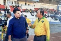 Bupati Malaka dr. Stefanus Bria Seran, MPH (SBS) bersama Direktur Olahraga PS Malaka dr. Dionisius Christian Bria Seran, Sp.OG/dok istimewa/Timornesia