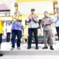 Ket foto : Kapolres Malaka AKBP Riki Ganjar Gumilar, Ketua PSSI Kabupaten Malaka yang juga Ketua DPRD Kabupaten Malaka sekaligus Ketua SSB Kabupaten Malaka Adrianus Bria Seran, Wakil Ketua II DPRD Kabupaten Malaka Lambertus Bria, Asisten I Setda Malaka Rosalia Yeani Kalo serta PLT Kadispora Malaka Ade Sian Maikameng/dok istimewa/Timornesia 