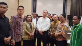 Beberapa anggota DPRD Kabupaten Malaka foto bersama Bupati Malaka disela kegiatan Bimtek di Jakarta/dok istimewa/Bolan/Timornesia 