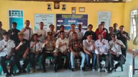 Foto bersama kepala desa se-Kecamatan Malaka Tengah bersama camat dan tamu undangan/dok BA/Timornesia 