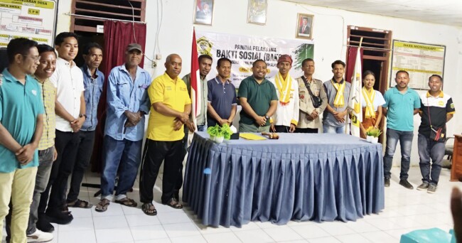 Ceremonial pembukaan kegiatan bakti sosial Ikatan Mahasiswa Malaka (Immala) Kupang di desa Maktihan/dok istimewa/Timornesia 