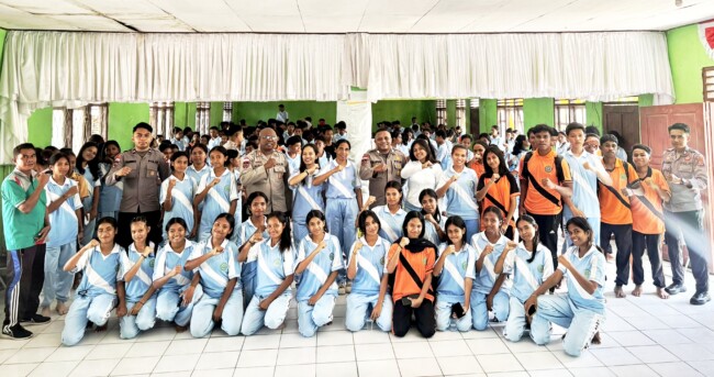 Polres Malaka Sosialisasikan Bimlat di SMA Sinar Pancasila Betun, Dorong Pelajar Siapkan Diri Sejak Dini/dok istimewa/humas polres Malaka/timornesia 