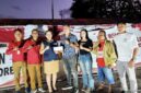 Komunitas Seniman Malaka menyerahkan bantuan berupa uang tunai untuk korban gempa Flores yang diterima langsung oleh Ketua PMI Kabupaten Malaka di posko gabungan, Senin 7/9/2026/ist/Timornesia 